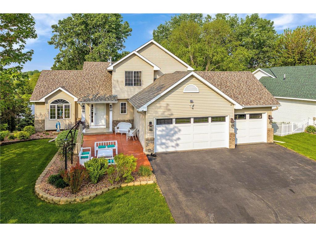 256 Pendryn Hill Curve Woodbury MN 55125 6404305 image1