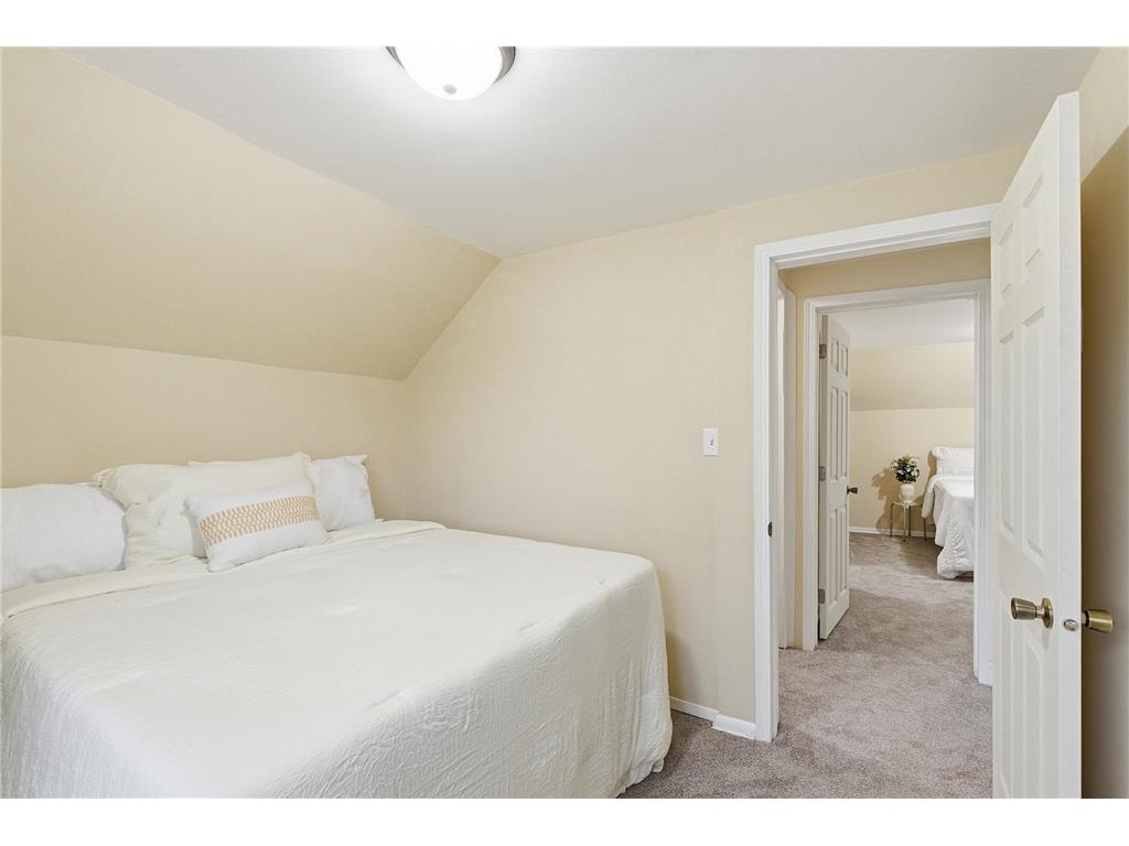 256 Rose Avenue W Saint Paul MN 55117 7077582 image14