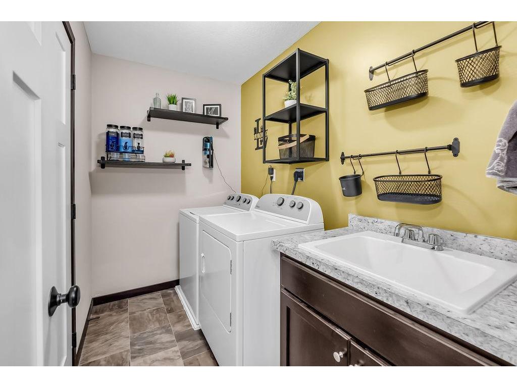 2560 County Road H2 W Mounds View MN 55112 6788145 image22