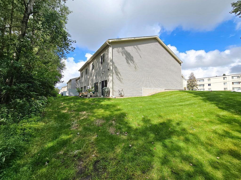 2560 County Road H2 W Mounds View MN 55112 6788145 image30