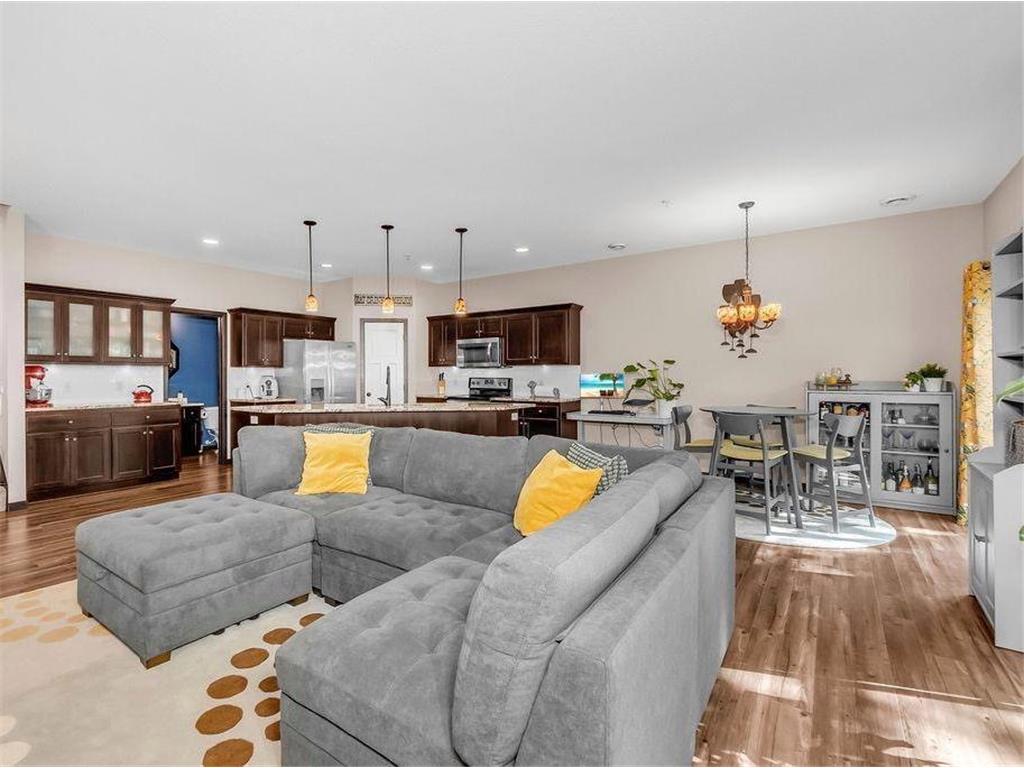 2560 County Road H2 W Mounds View MN 55112 6788145 image8