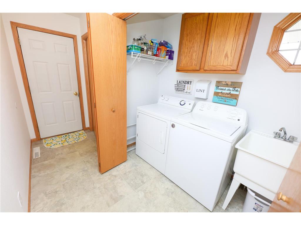 2560 Old County Road 120 NE Alexandria MN 56308 - Le Homme Dieu 7048168 image18