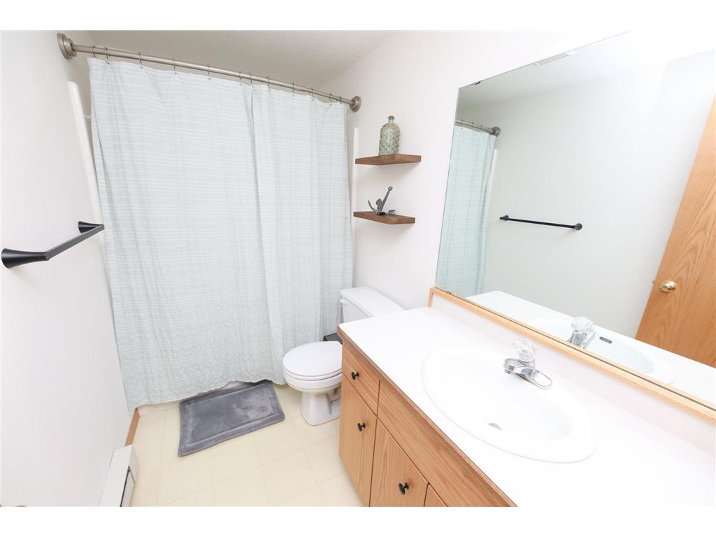 2560 Old County Road 120 NE Alexandria MN 56308 - Le Homme Dieu 7048168 image26