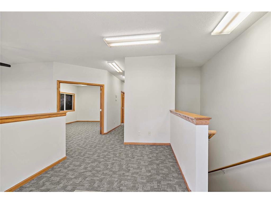2560 Rice Street Little Canada MN 55113 7021249 image16