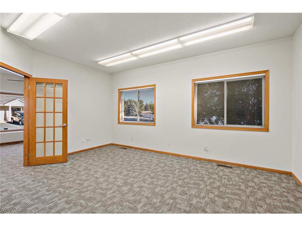 2560 Rice Street Little Canada MN 55113 7021249 image21