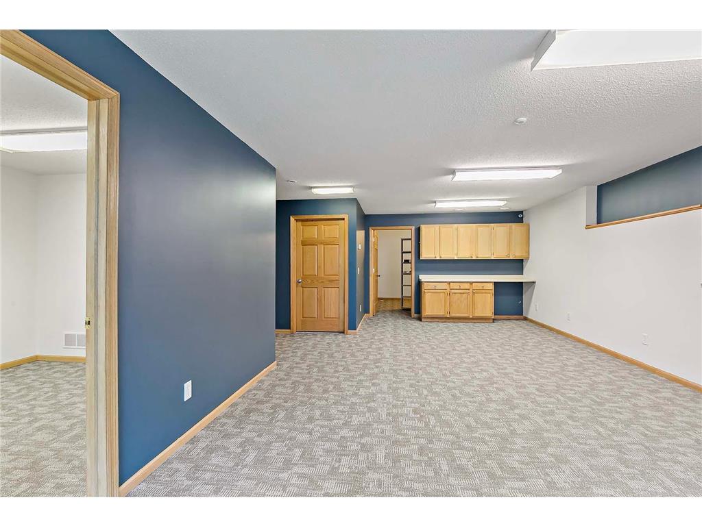 2560 Rice Street Little Canada MN 55113 7021249 image34