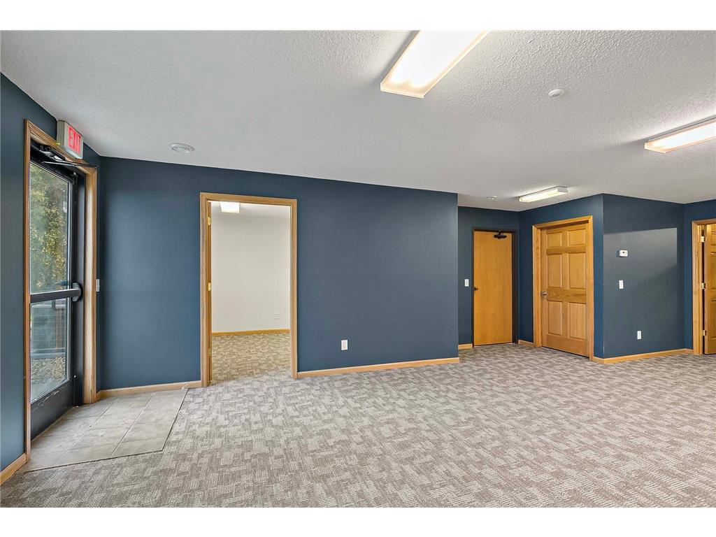 2560 Rice Street Little Canada MN 55113 7021249 image36