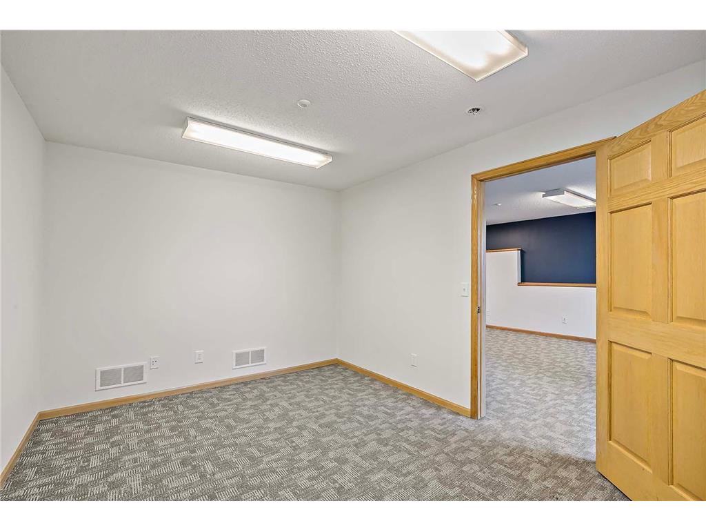 2560 Rice Street Little Canada MN 55113 7021249 image37