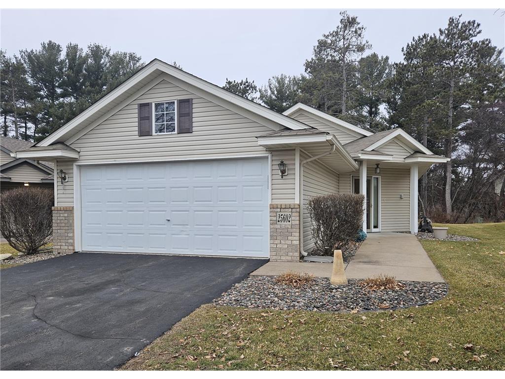 25602 Forest Boulevard Lane Wyoming MN 55092 6484932 image1