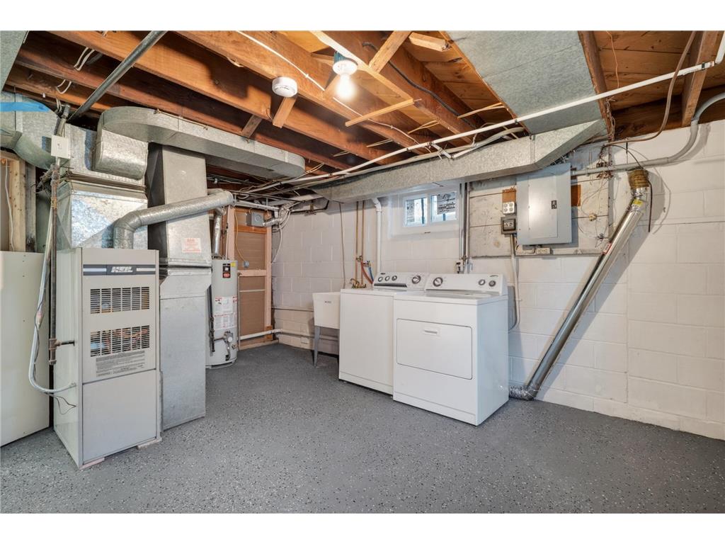 2561 Harvester Avenue E Maplewood MN 55119 7018012 image25