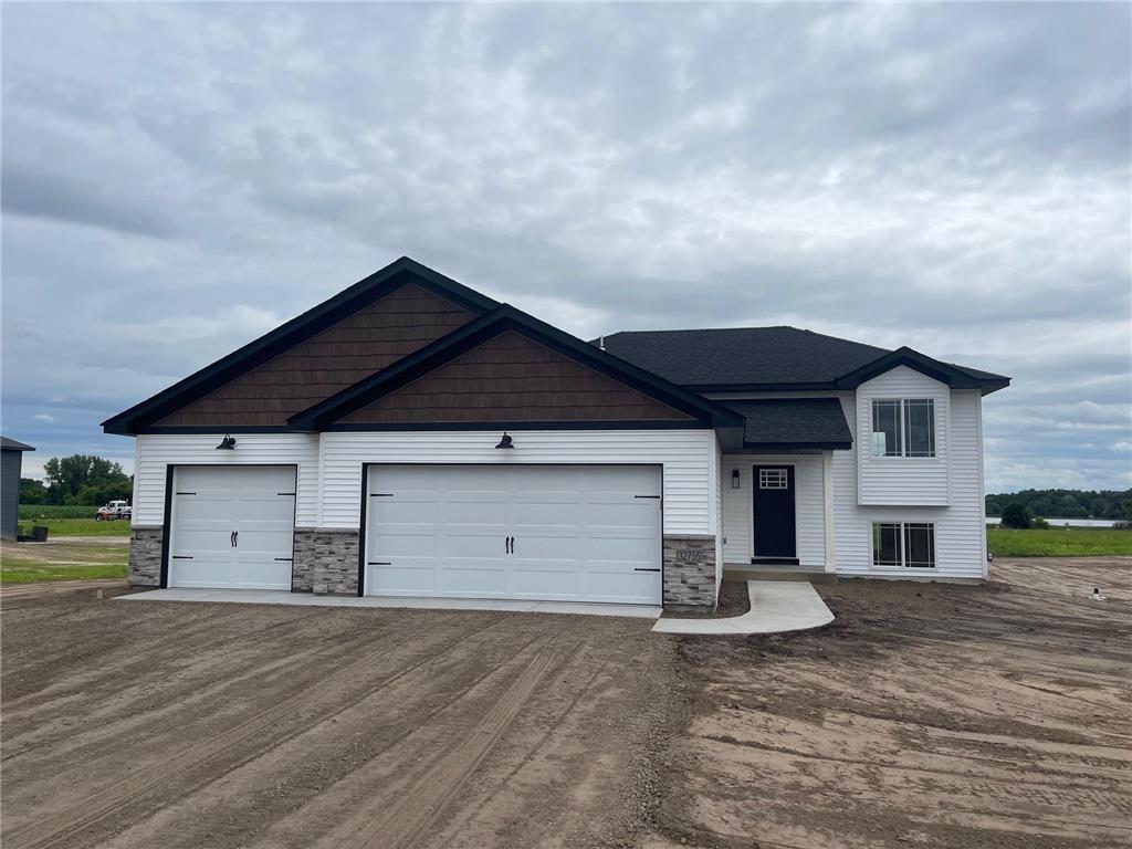 2562 341st Avenue NW Springvale Twp MN 55008 7038266 image1