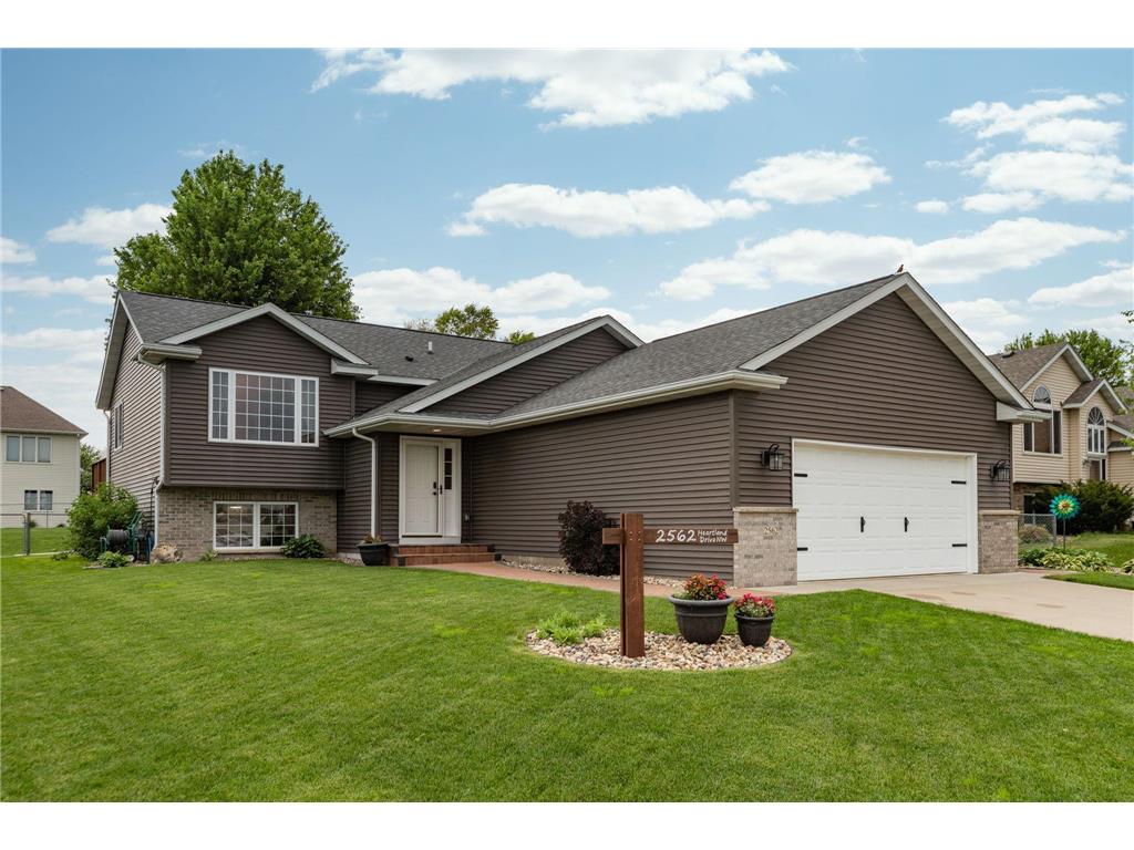 2562 Heartland Drive NW Rochester MN 55901 6744855 image1