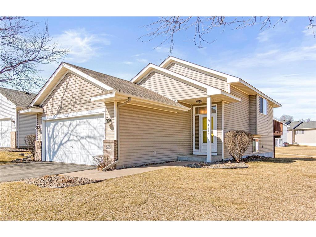25628 Forest Boulevard Lane Wyoming MN 55092 6505922 image1