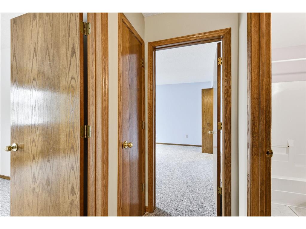 2565 Lockwood Drive #108 Mendota Heights MN 55120 7061478 image22