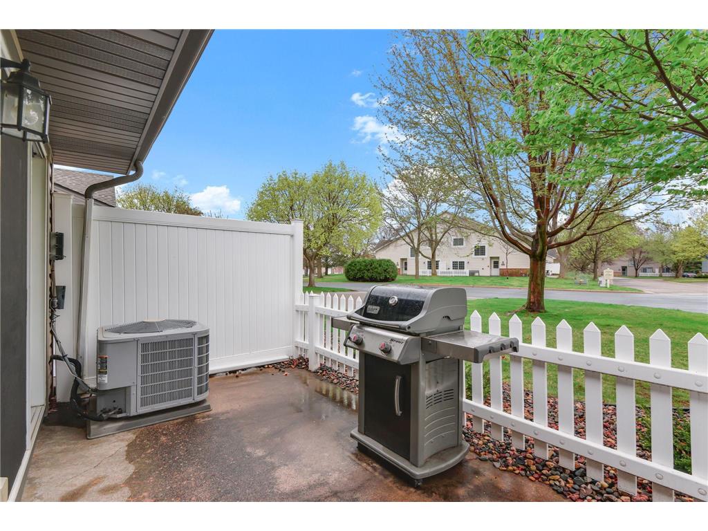 2565 Lockwood Drive #108 Mendota Heights MN 55120 7061478 image5