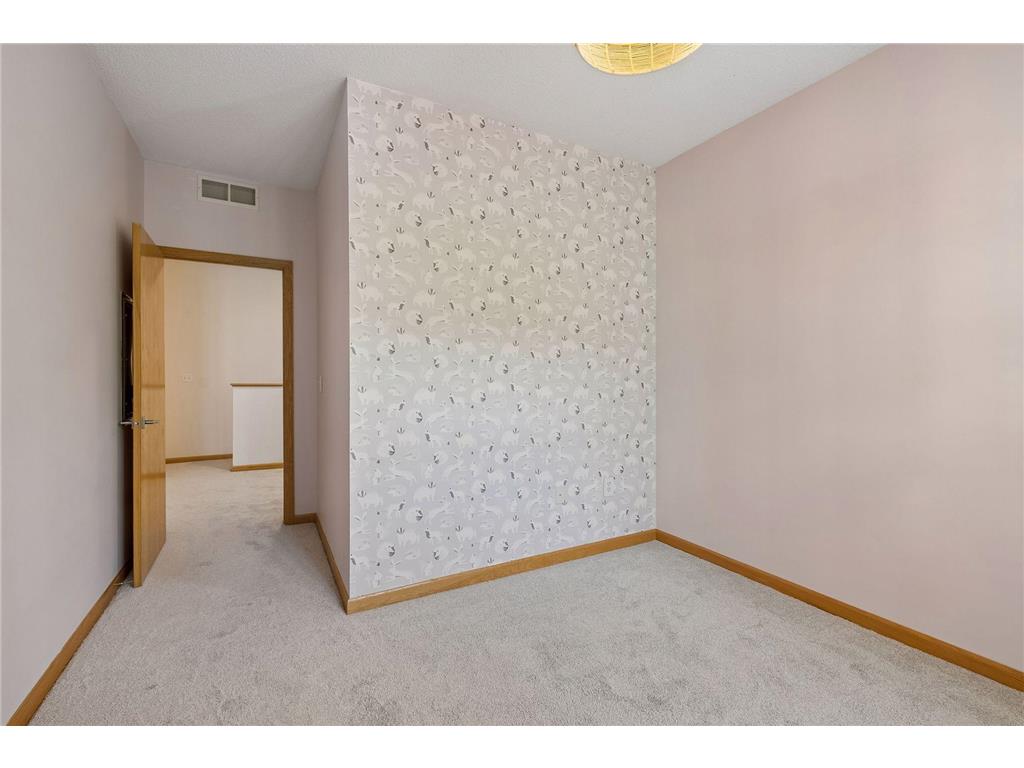2566 Ellis Avenue #104 Saint Paul MN 55114 7096043 image23