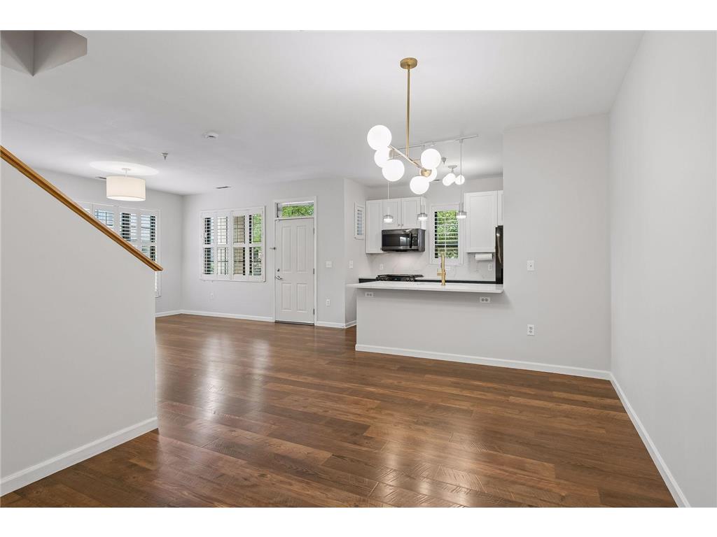 2566 Ellis Avenue #104 Saint Paul MN 55114 7096043 image6