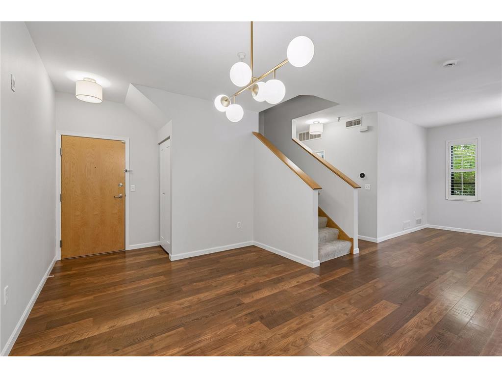 2566 Ellis Avenue #104 Saint Paul MN 55114 7096043 image8
