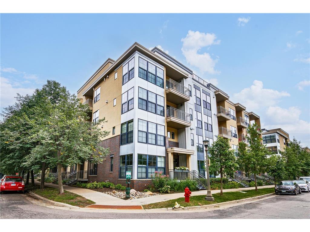 2566 Ellis Avenue #116 Saint Paul MN 55114 7067653 image1