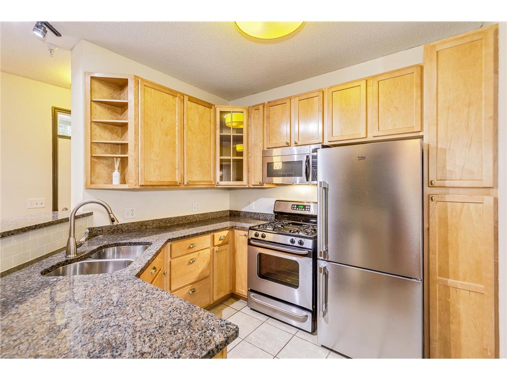 2566 Ellis Avenue #116 Saint Paul MN 55114 7067653 image8