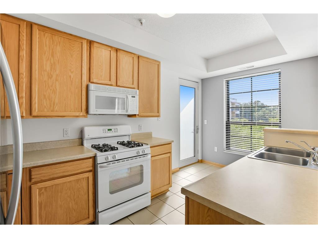 2566 Ellis Avenue #303 Saint Paul MN 55114 6787840 image11