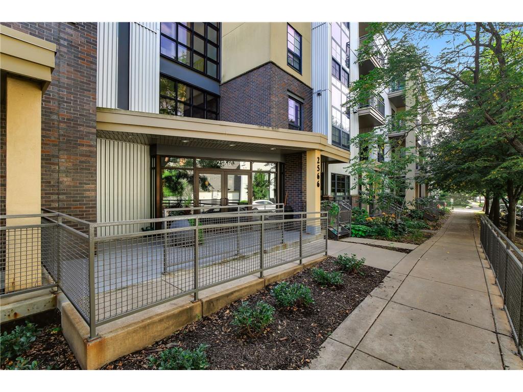 2566 Ellis Avenue #303 Saint Paul MN 55114 6787840 image2