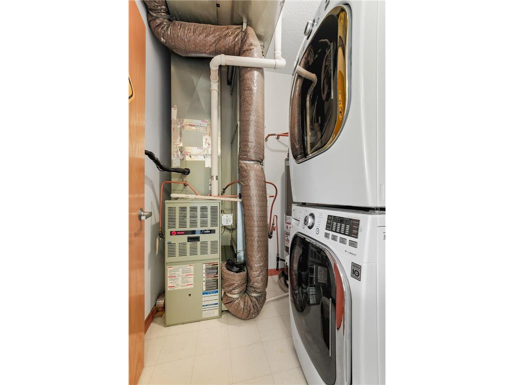 2566 Ellis Avenue #303 Saint Paul MN 55114 6787840 image21