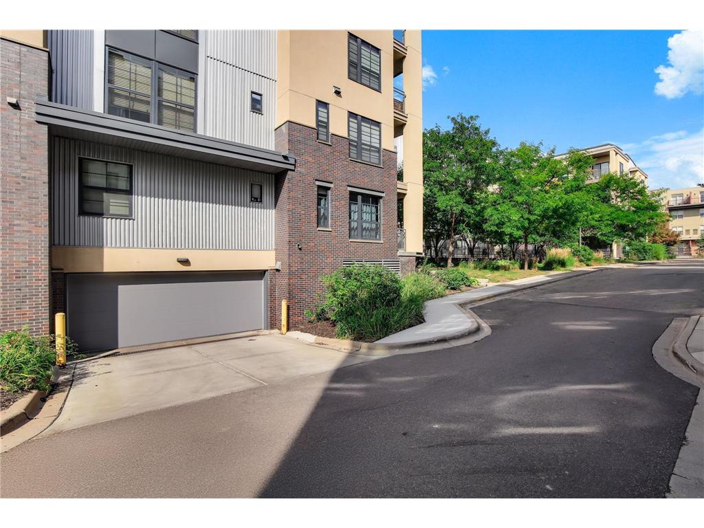 2566 Ellis Avenue #303 Saint Paul MN 55114 6787840 image28