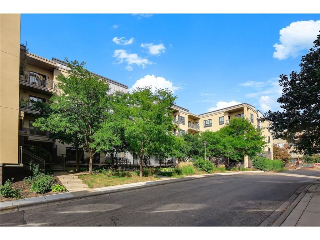 2566 Ellis Avenue #303 Saint Paul MN 55114 6787840 image29