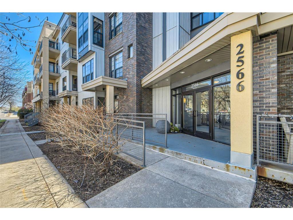 2566 Ellis Avenue #316 Saint Paul MN 55114 6358923 image1