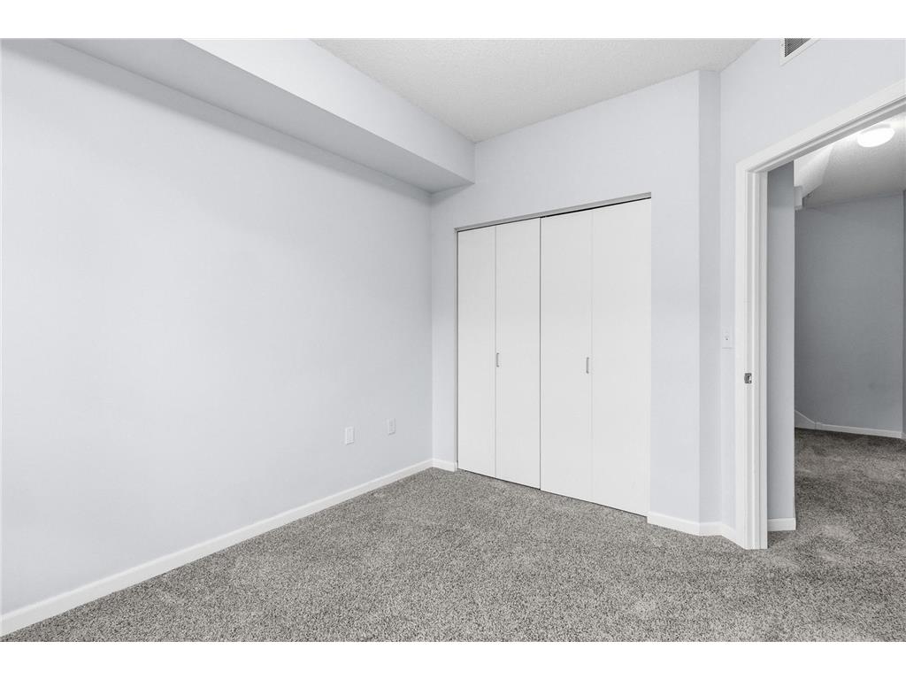 2566 Ellis Avenue #405 Saint Paul MN 55114 6816151 image16