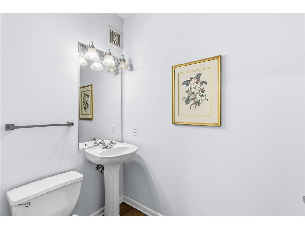 2566 Ellis Avenue #405 Saint Paul MN 55114 6816151 image5