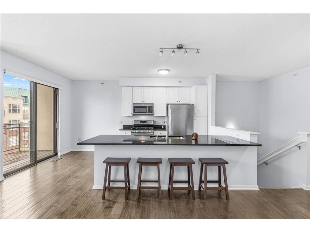 2566 Ellis Avenue #405 Saint Paul MN 55114 6816151 image9