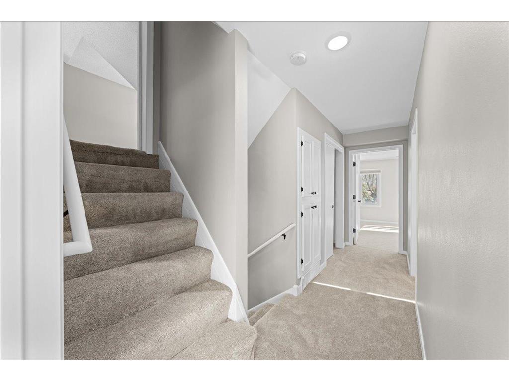 2567 Clarence Street Maplewood MN 55109 7018281 image17