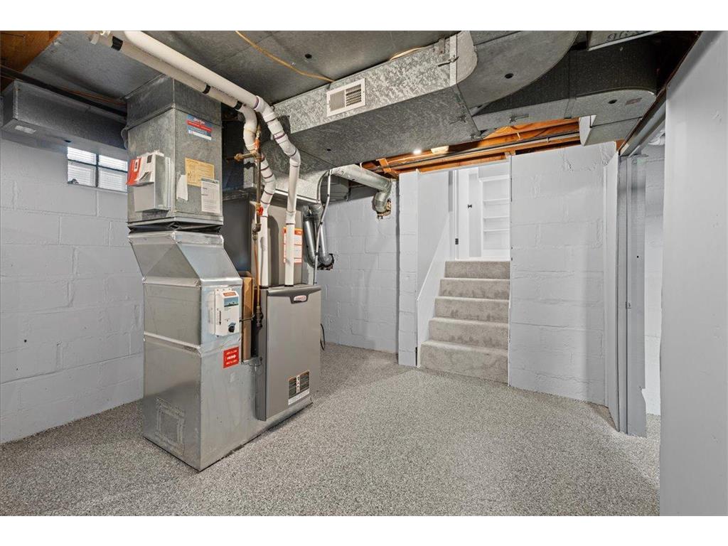 2567 Clarence Street Maplewood MN 55109 7018281 image35