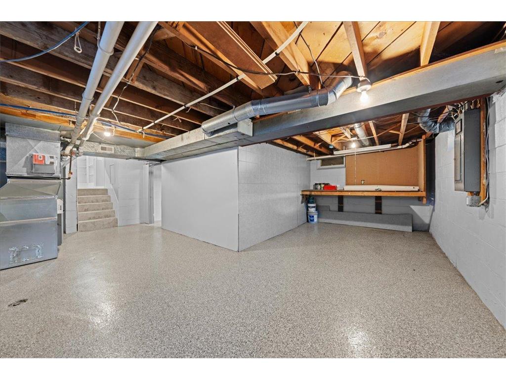 2567 Clarence Street Maplewood MN 55109 7018281 image36