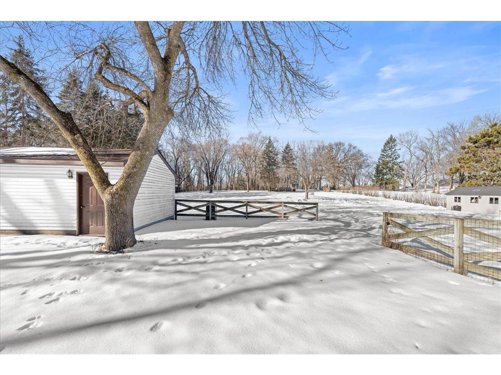 2567 Clarence Street Maplewood MN 55109 7018281 image43