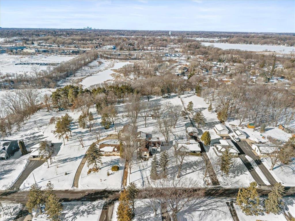 2567 Clarence Street Maplewood MN 55109 7018281 image46