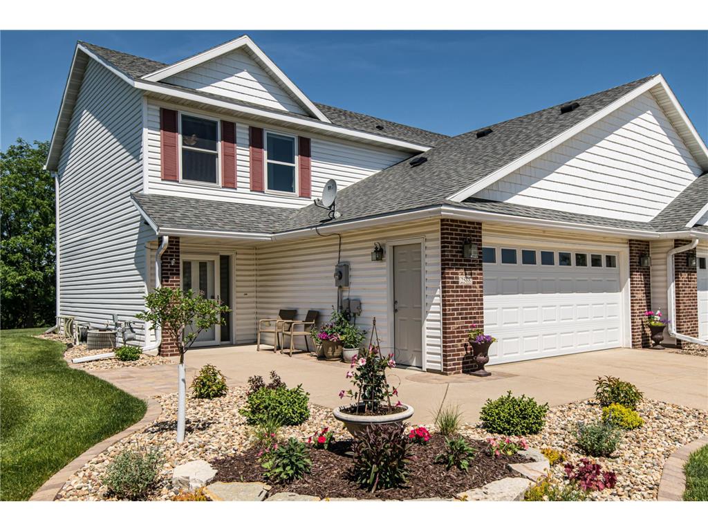 2568 Hawk Ridge Court SE Rochester MN 55904 6393151 image1