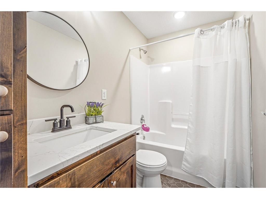 25686 Euclid Avenue Wyoming MN 55092 7029513 image27