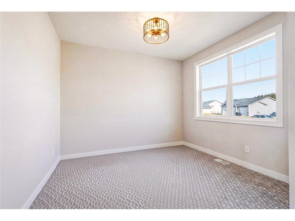 25686 Euclid Avenue Wyoming MN 55092 7029513 image5