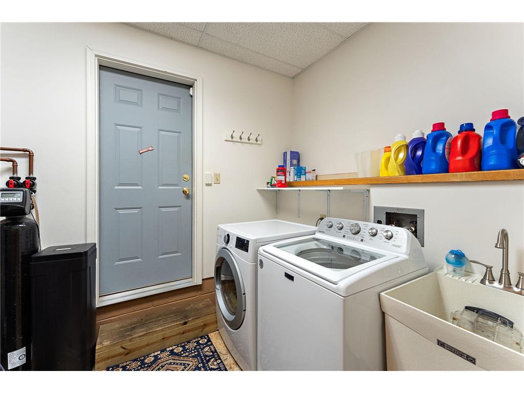 2569 Hayward Avenue N Oakdale MN 55128 6751107 image25