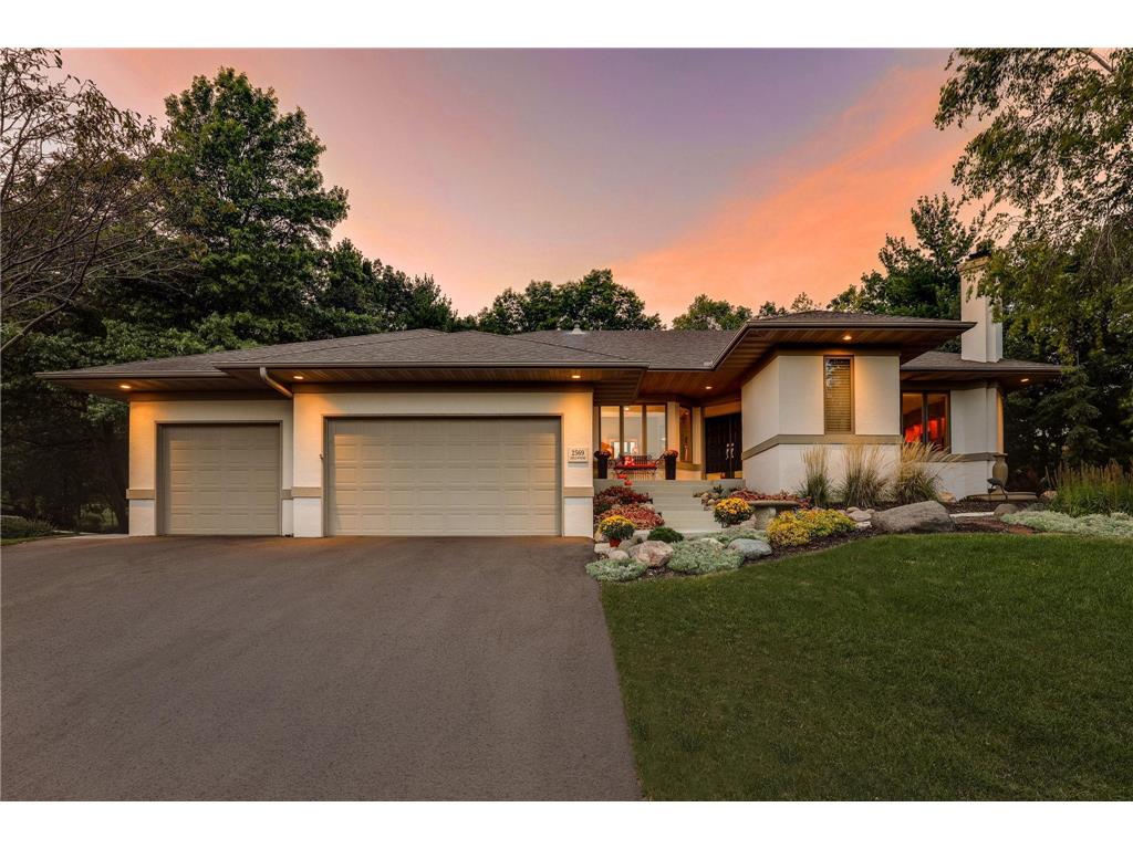 2569 Hillwood Drive E Maplewood MN 55119 6600972 image1