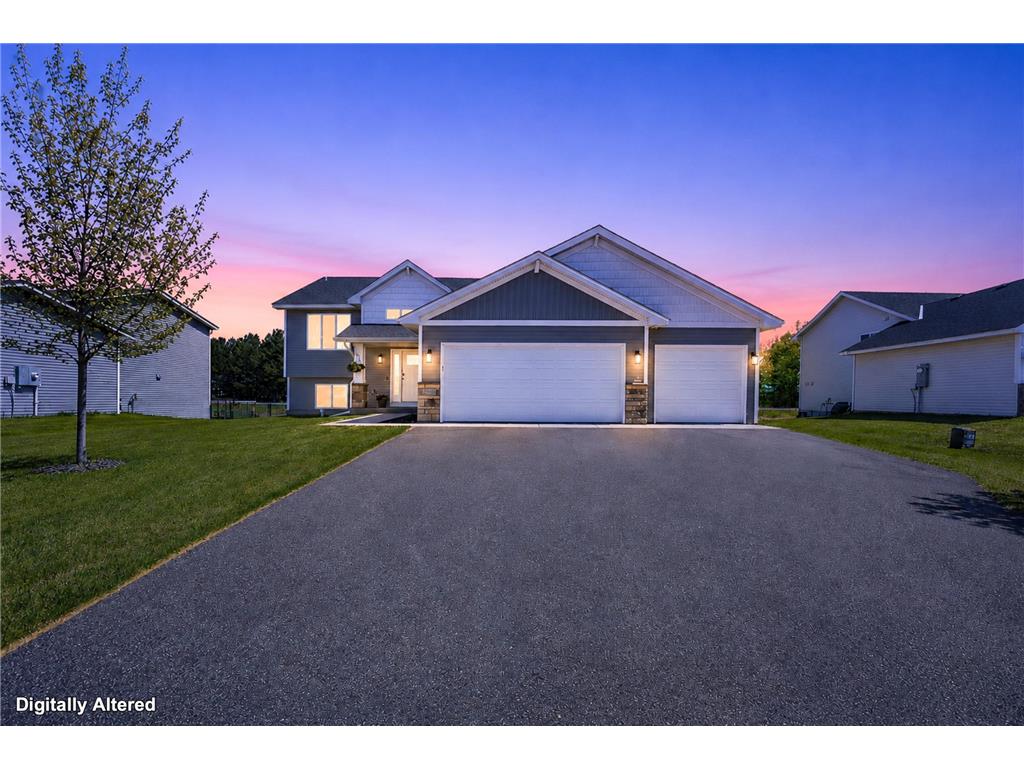 25695 Euclid Avenue Wyoming MN 55092 7071234 image1