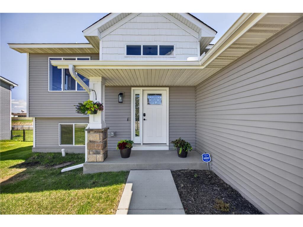 25695 Euclid Avenue Wyoming MN 55092 7071234 image3