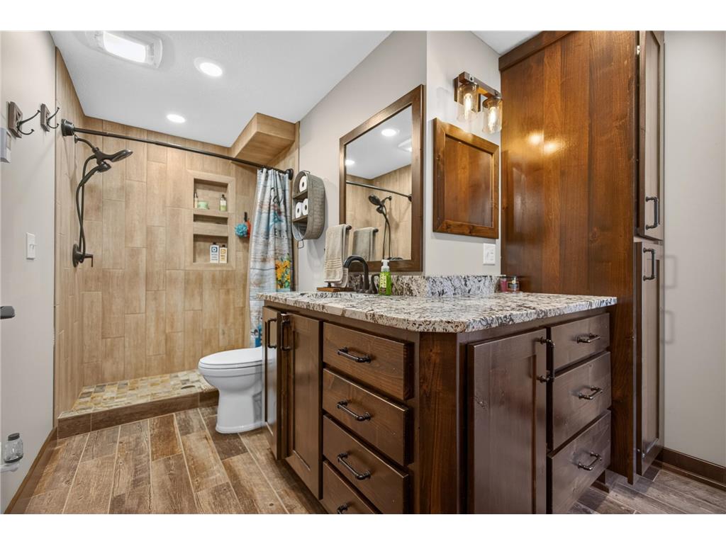 25695 Euclid Avenue Wyoming MN 55092 7071234 image36