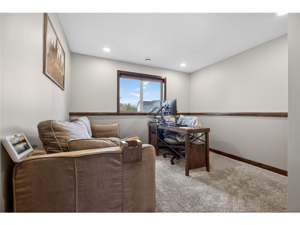 25695 Euclid Avenue Wyoming MN 55092 7071234 image37