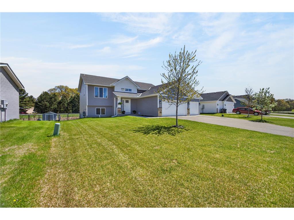 25695 Euclid Avenue Wyoming MN 55092 7071234 image43