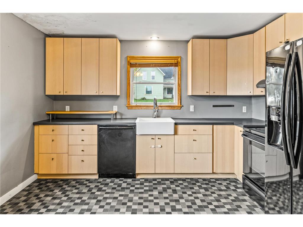 257 E Mckinley Avenue Fall Creek WI 54742 6805518 image12