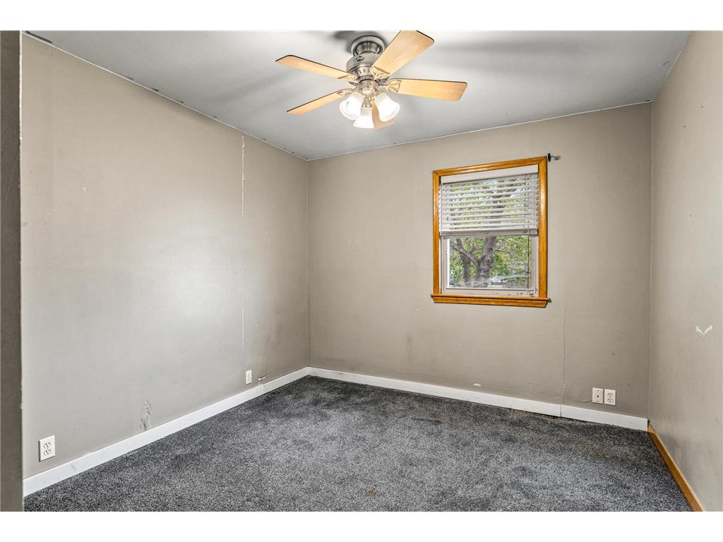 257 E Mckinley Avenue Fall Creek WI 54742 6805518 image15